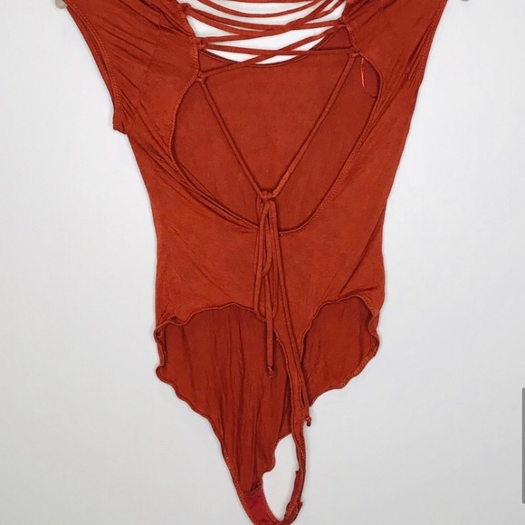 Free People INTIMATELY All About The Back Bodysuit - Picture 6 of 10